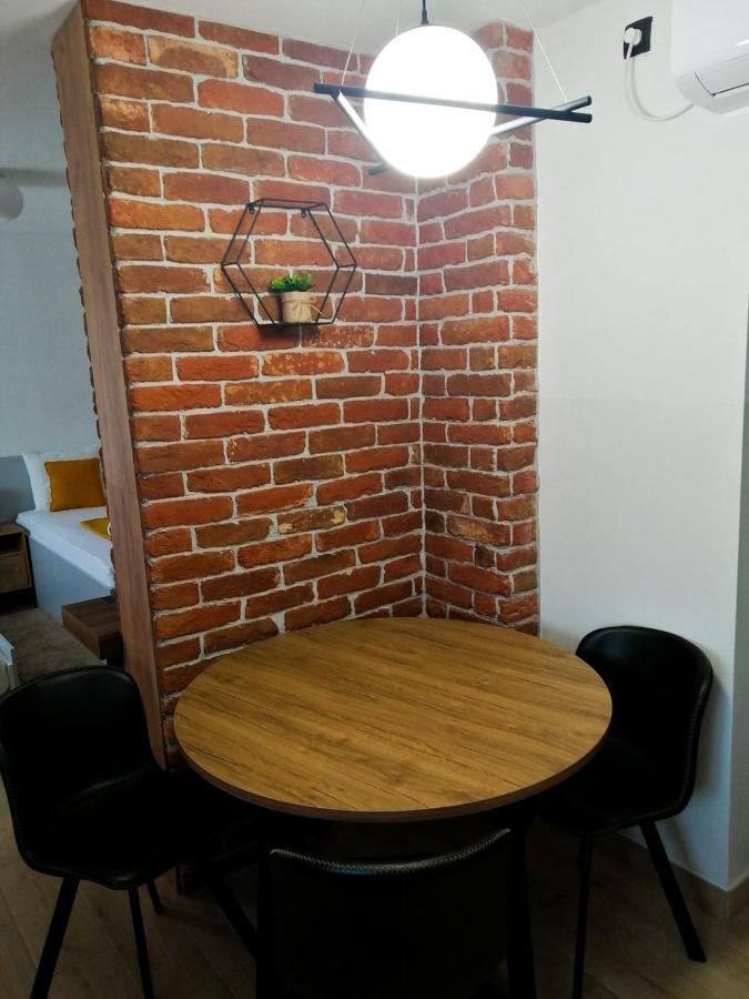 Evita Studio Apartment 卡尔洛瓦茨 外观 照片